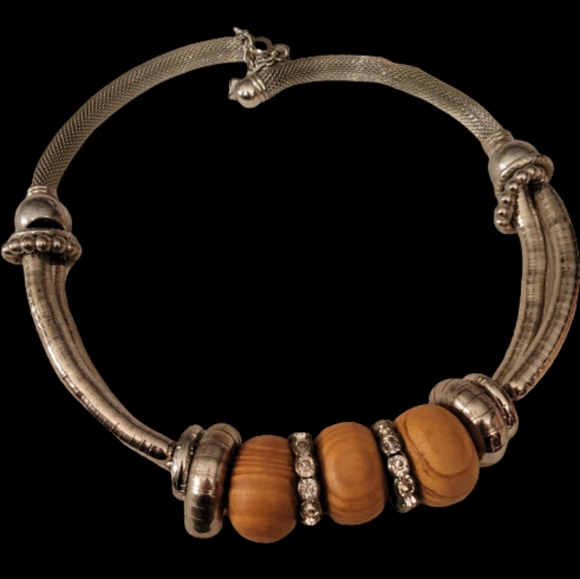 Jewelry - Picture 5 of 5